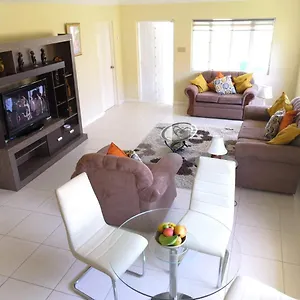 juds-vacation-home-in-hartlands-estate-priory-ja.comcaribbean.com/